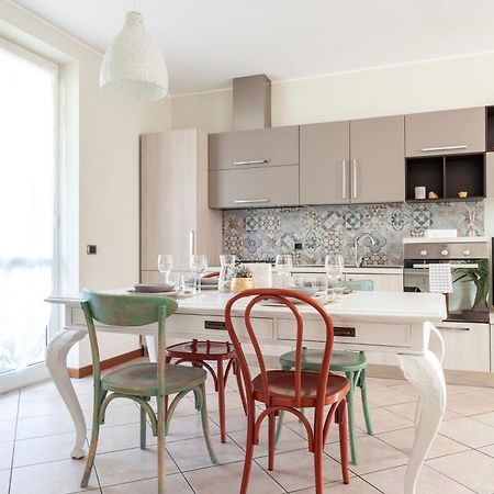 Apartment Misiadele Carnago Exterior foto